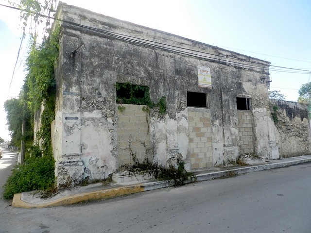 Reclaman desinterés del INAH por remodelar casas coloniales en Champotón