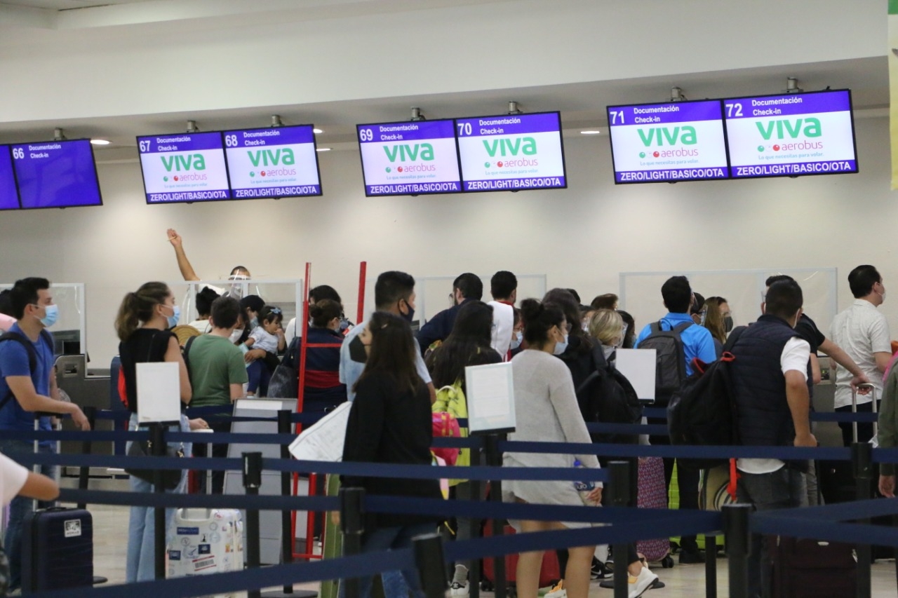 Aeropuerto de Cancún rompe récord con 304 vuelos programados hoy jueves