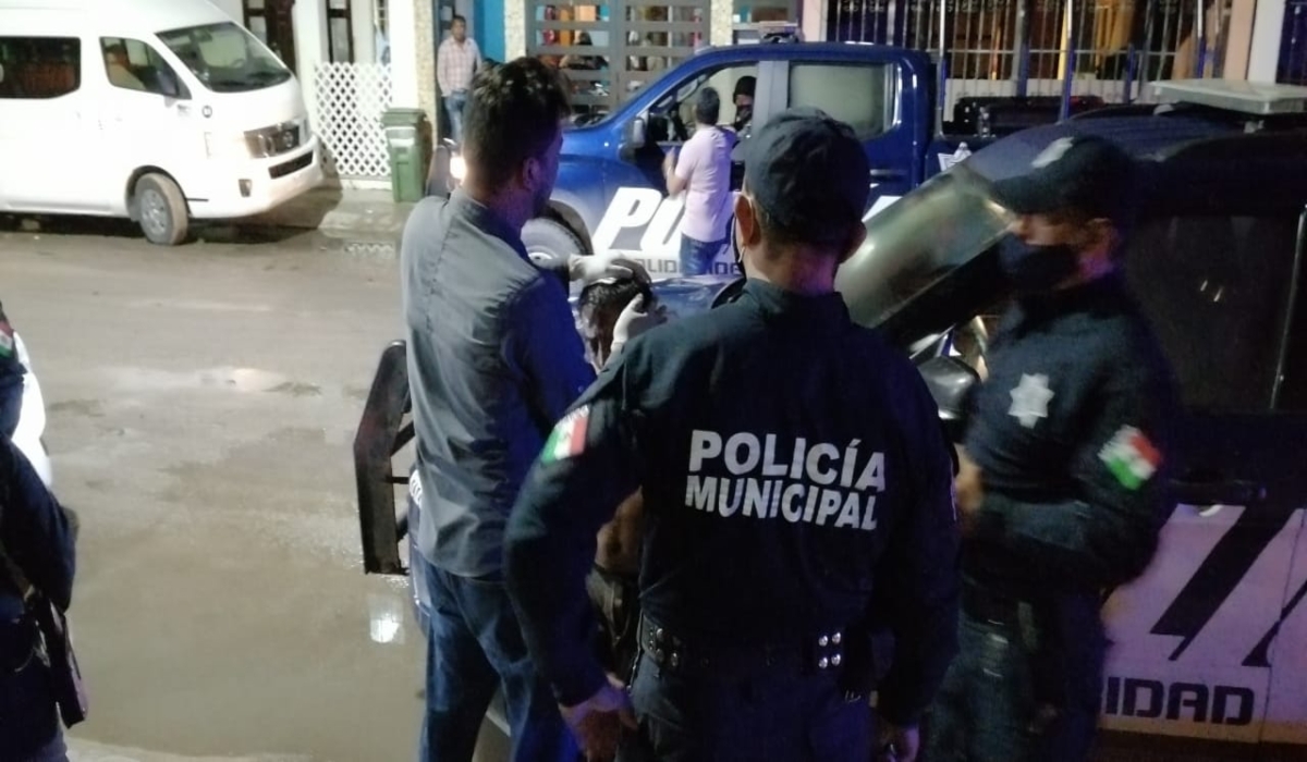 Presunto hombre maniatado genera movilización policíaca en Playa del Carmen