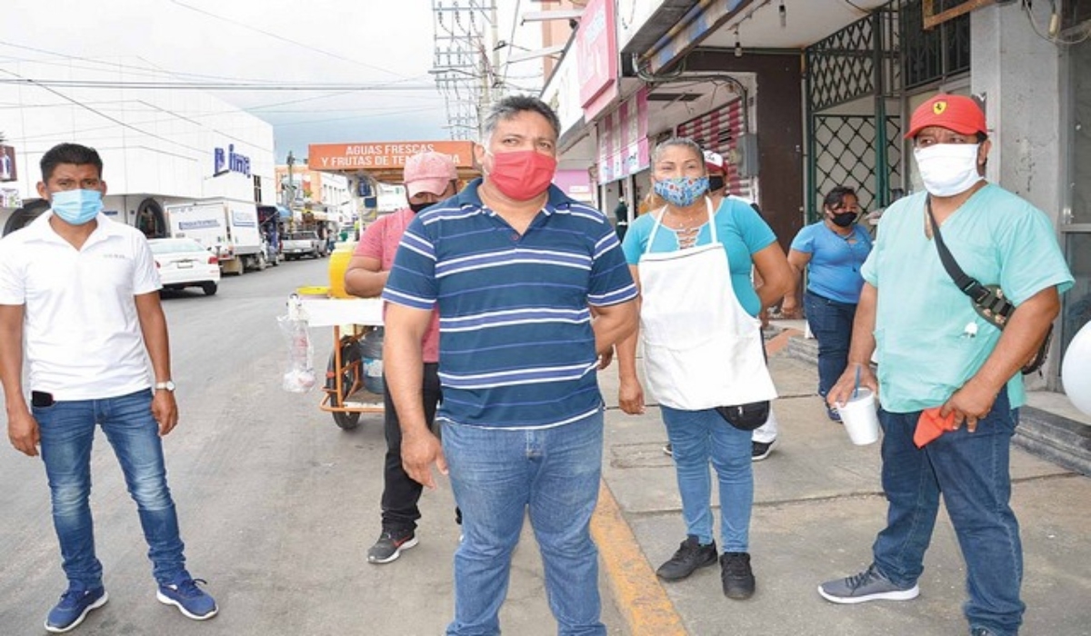 Ambulantes denuncian persecución por parte de funcionarios en Ciudad del Carmen