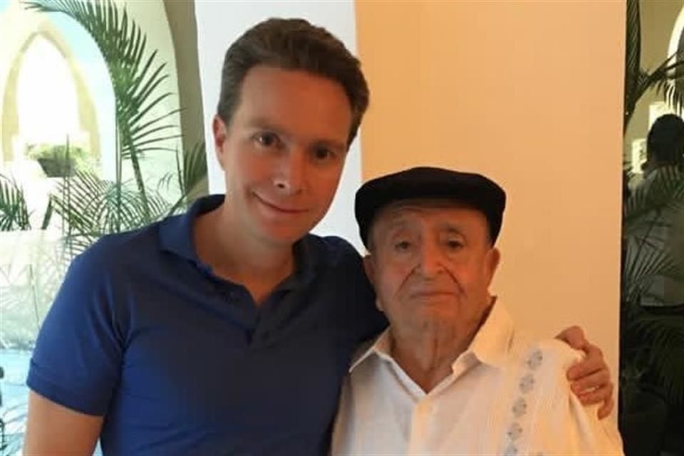 ¿Quién es Fernando Coello, abuelo de Manuel Velasco y amigo de AMLO?