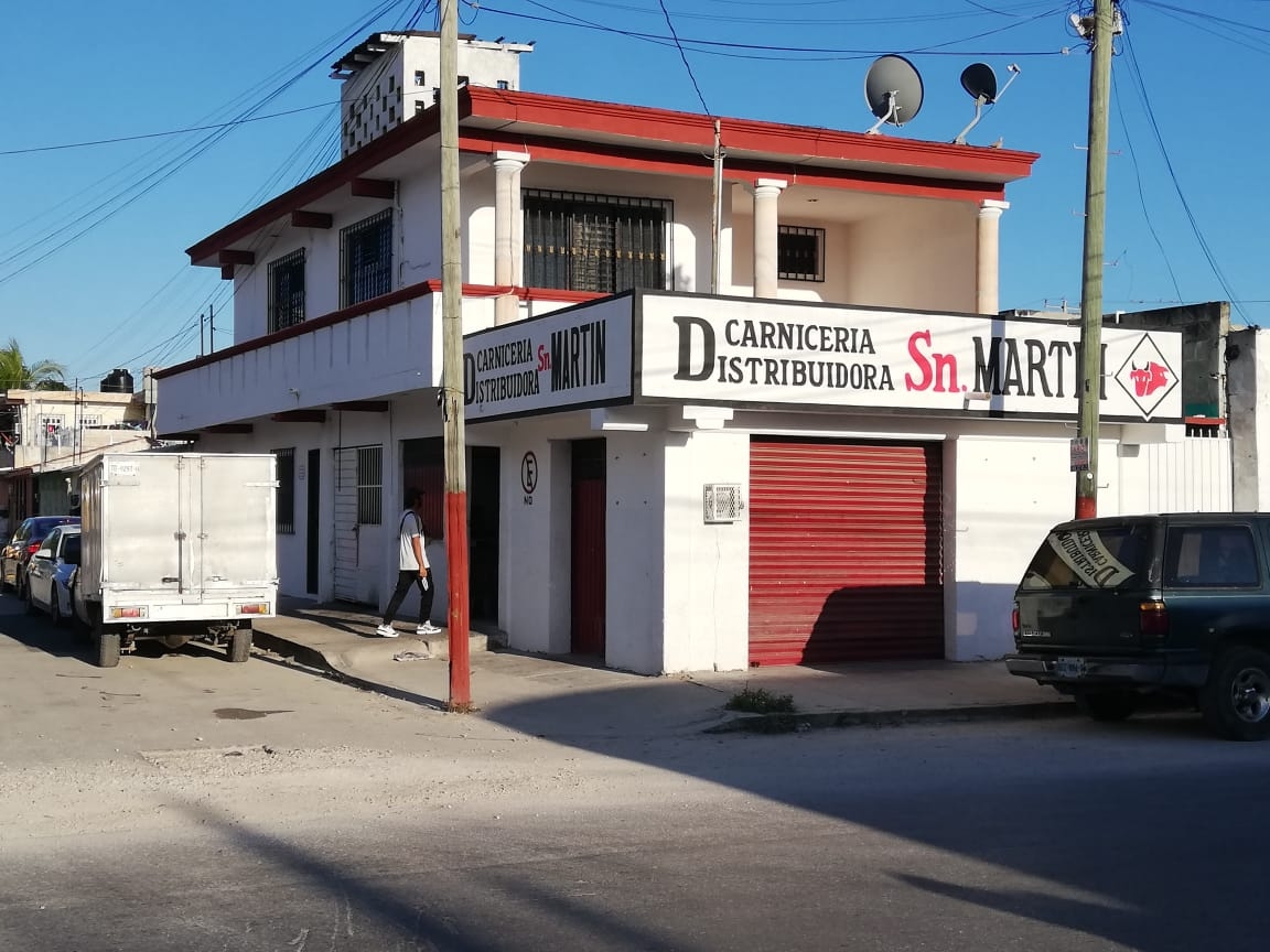 Asaltan carnicería en Cancún; se llevan 100 mil pesos