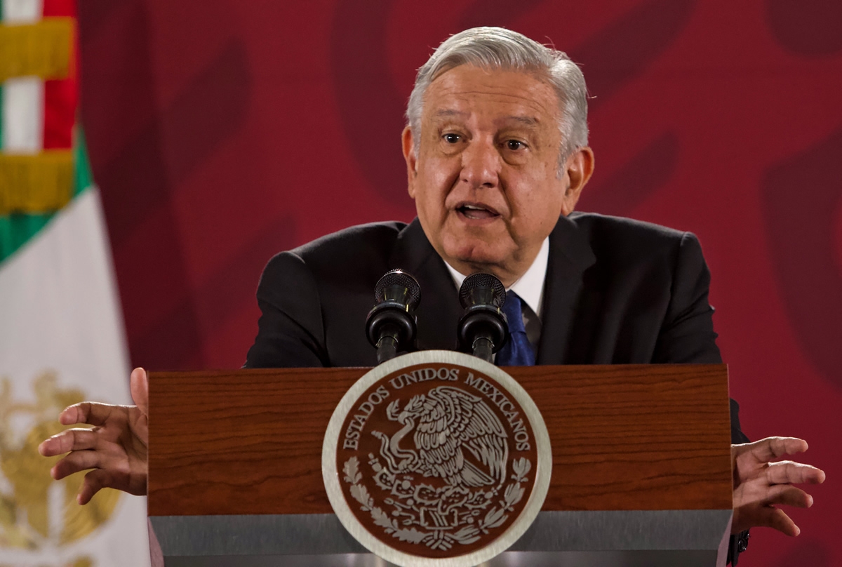 López Obrador pasará Año Nuevo con la Reina Roja y Pakal