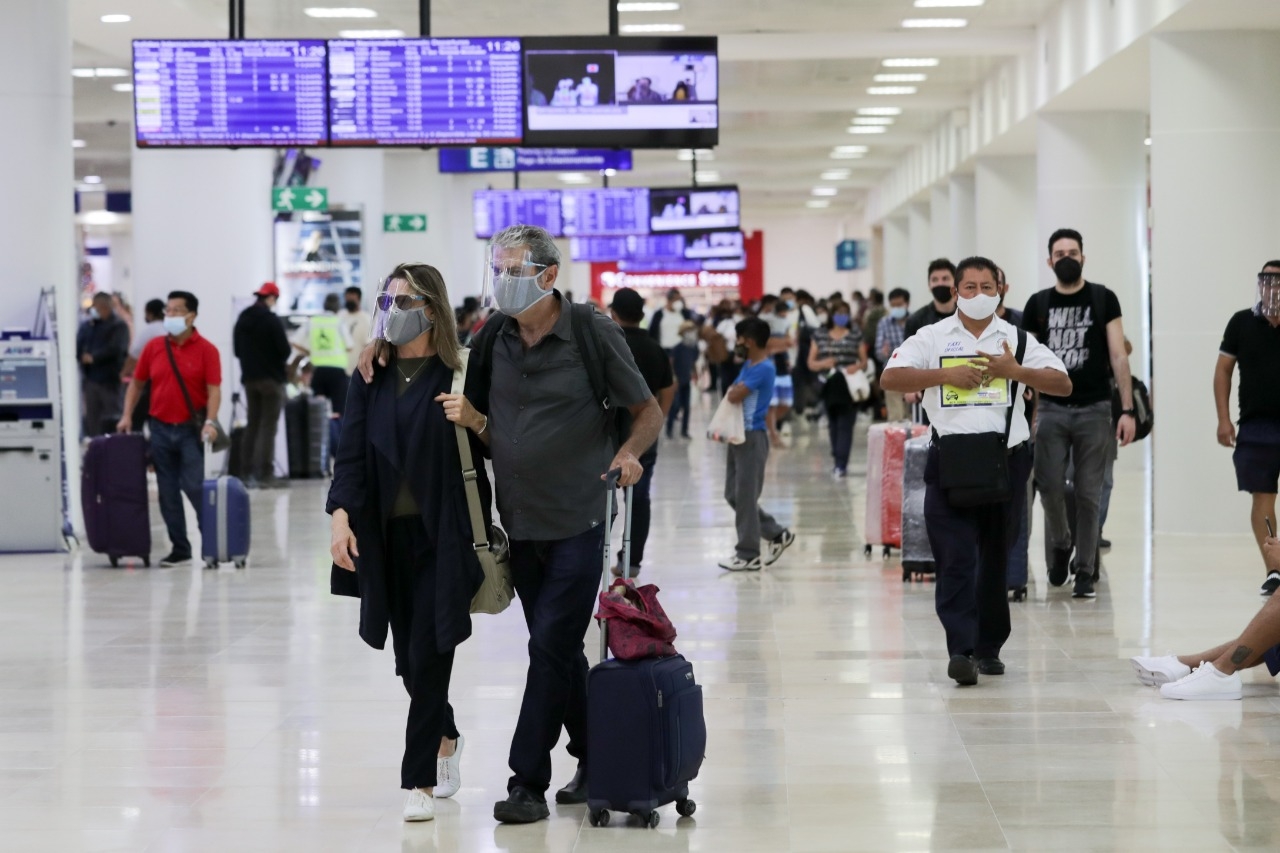 Aeropuerto de Cancún rompe récord en vuelos por tercer día consecutivo