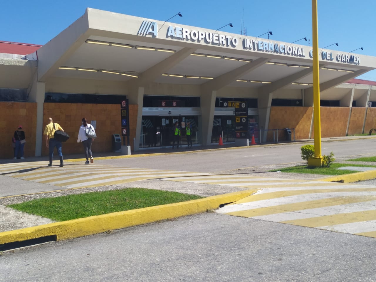 Aeroméxico suspende vuelos por tres días en el aeropuerto de Ciudad del Carmen