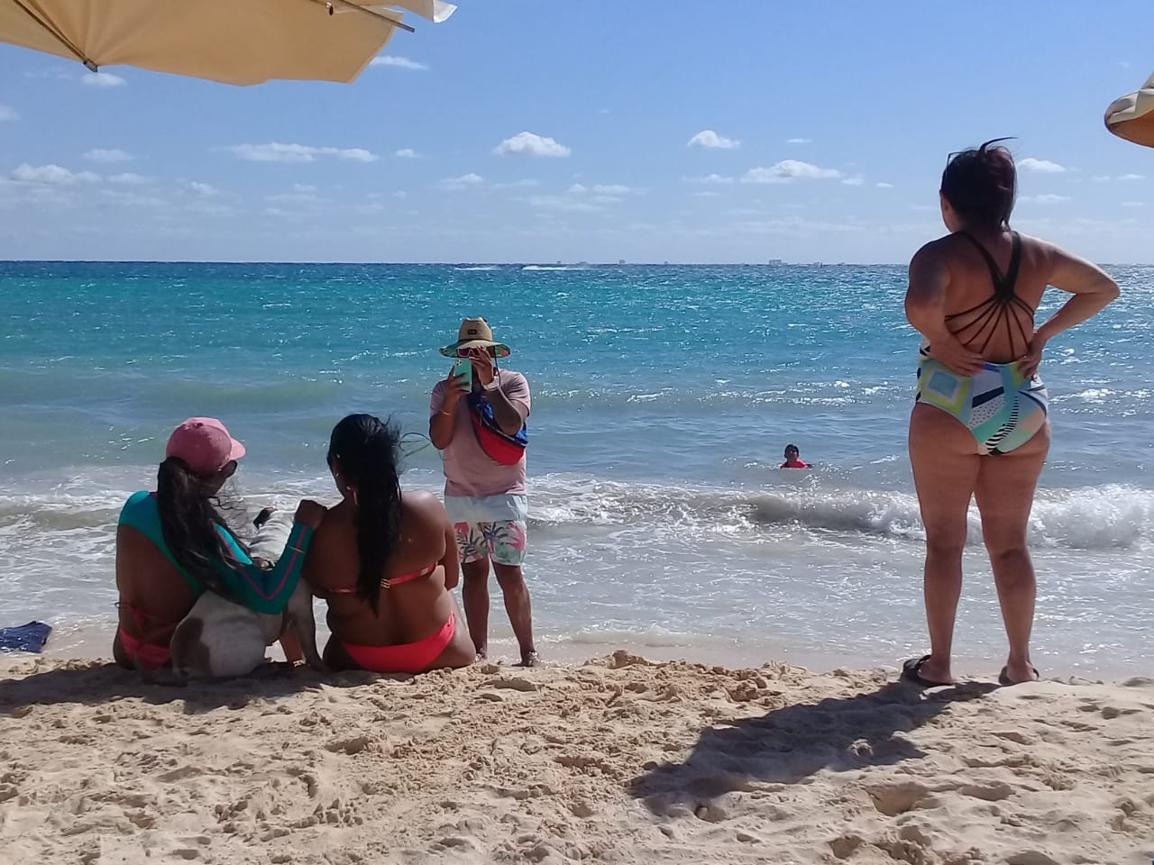 “Ahora es una playa de señores, en donde vienen muchas familias a pasar el día"