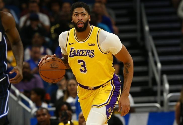 Anthony Davis renueva con los Lakers hasta el 2025 por 190 mdd 