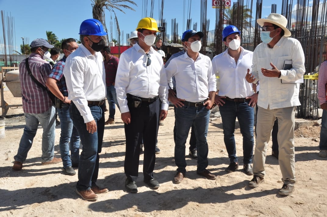 Vila Dosal supervisa trabajos del Museo de Geología en Progreso