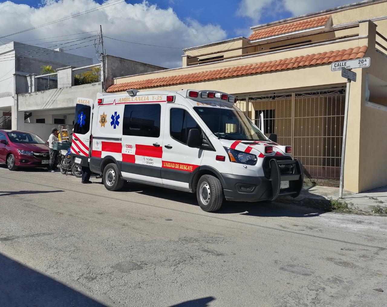 Joven muere electrocutado mientras trabajaba en Kanasín