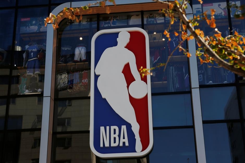 NBA planea pintar sus canchas con la frase "Black Lives Matter"