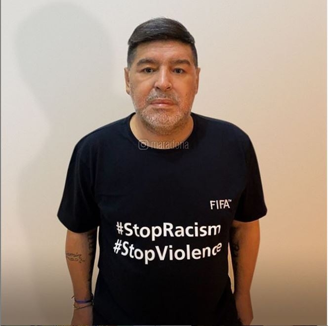 Maradona se una a la campaña de la FIFA para condenar el racismo