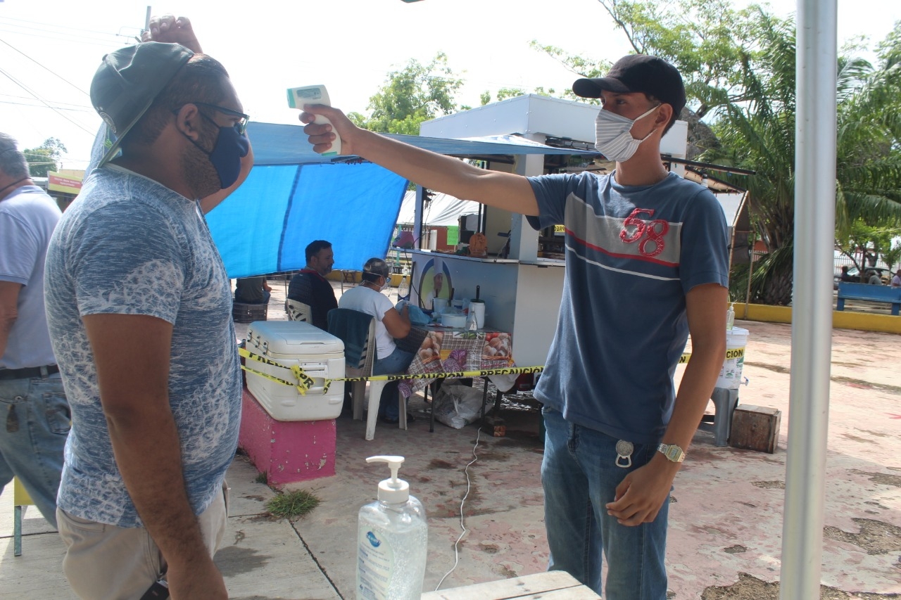 Tianguistas de Chetumal  reducen número de puestos para evitar casos de COVID-19