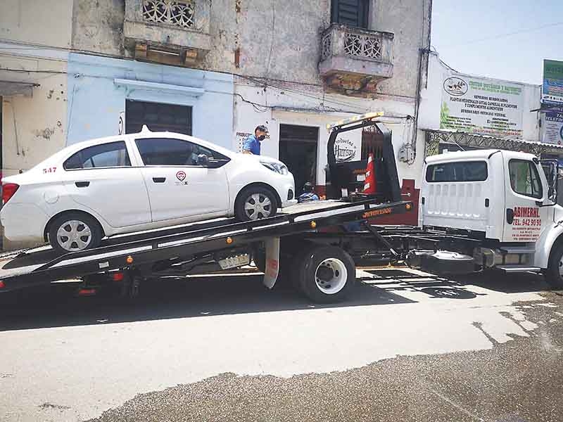 Infringen ley de movilidad 150 vehículos en Yucatán