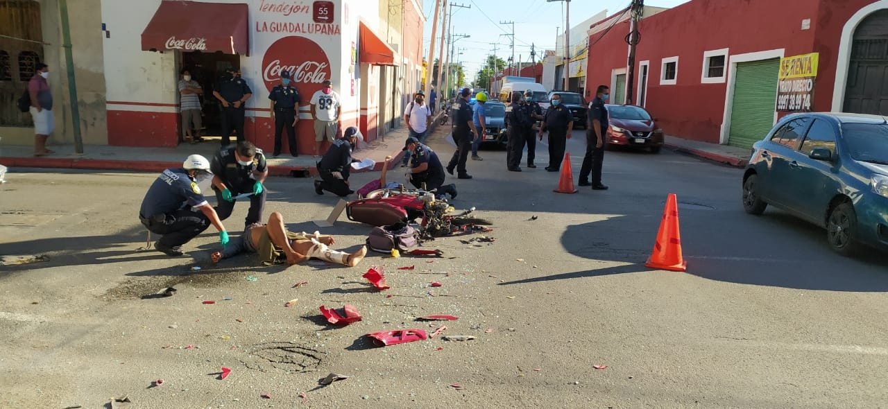 Camión embiste a motociclistas en Mérida (fotos)