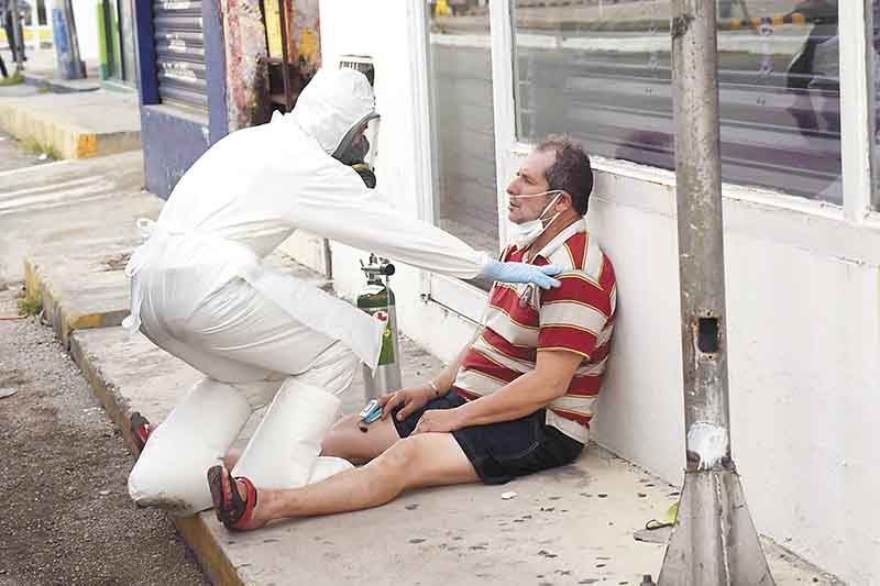 Paciente con COVID-19 se desvanece en la Cortés Sarmiento