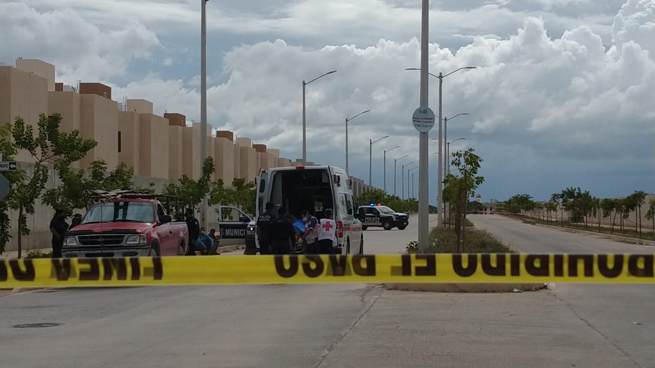 Secuestran a mujer y la tiran de un vehículo en movimiento en la Región 260 de Cancún