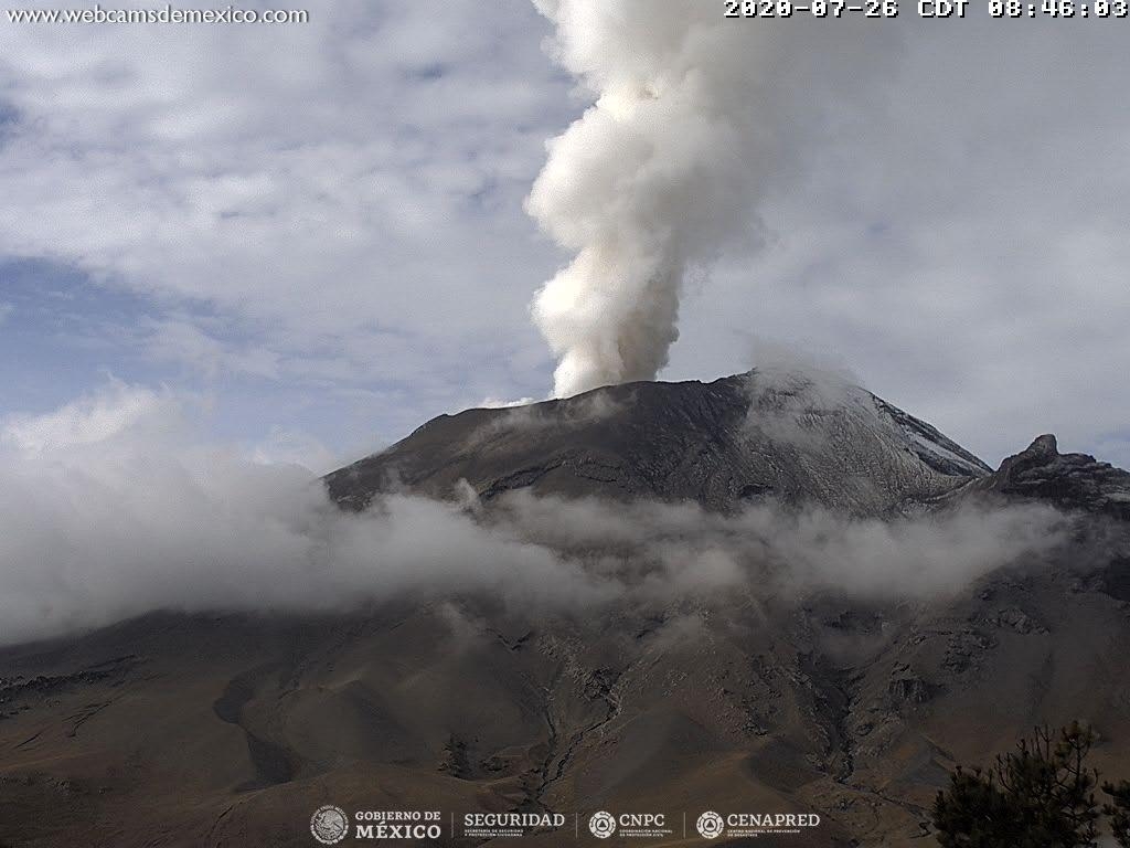 El volcán Popocatépetl presenta actividad este viernes