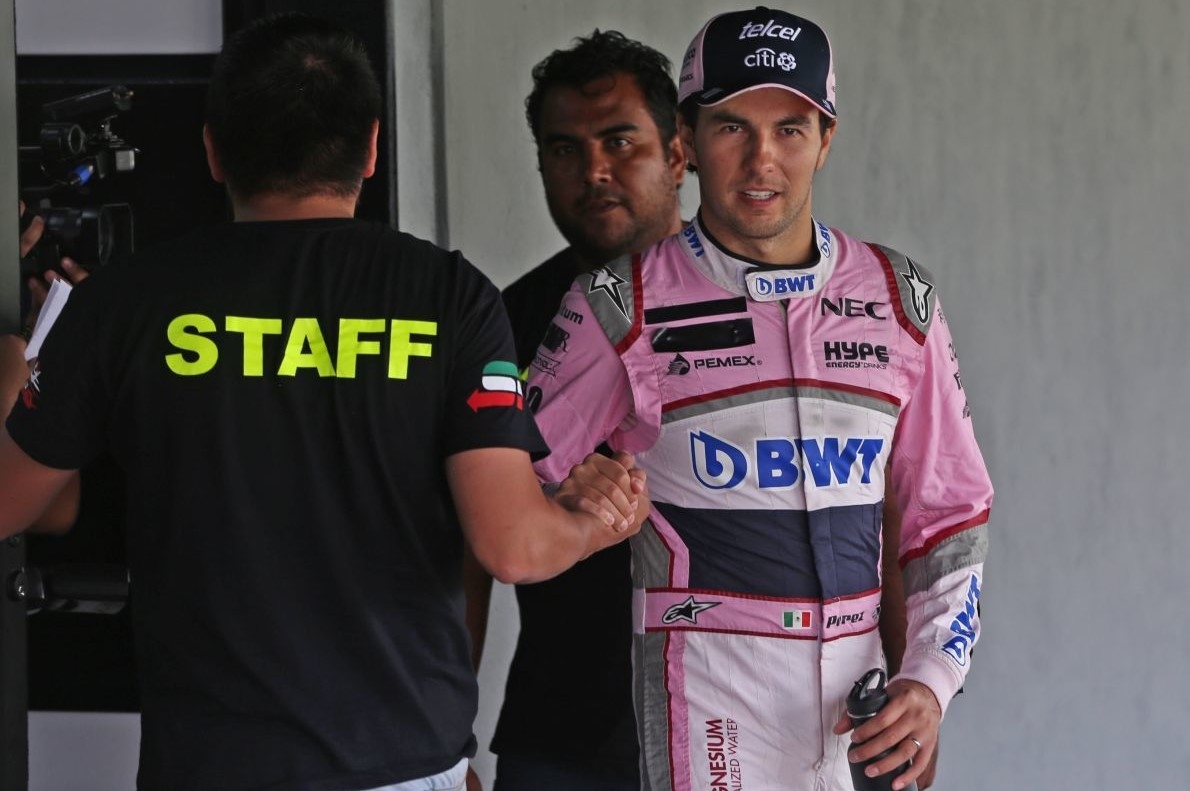 'Checo' Pérez aislado; podría estar contagiado de COVID-19