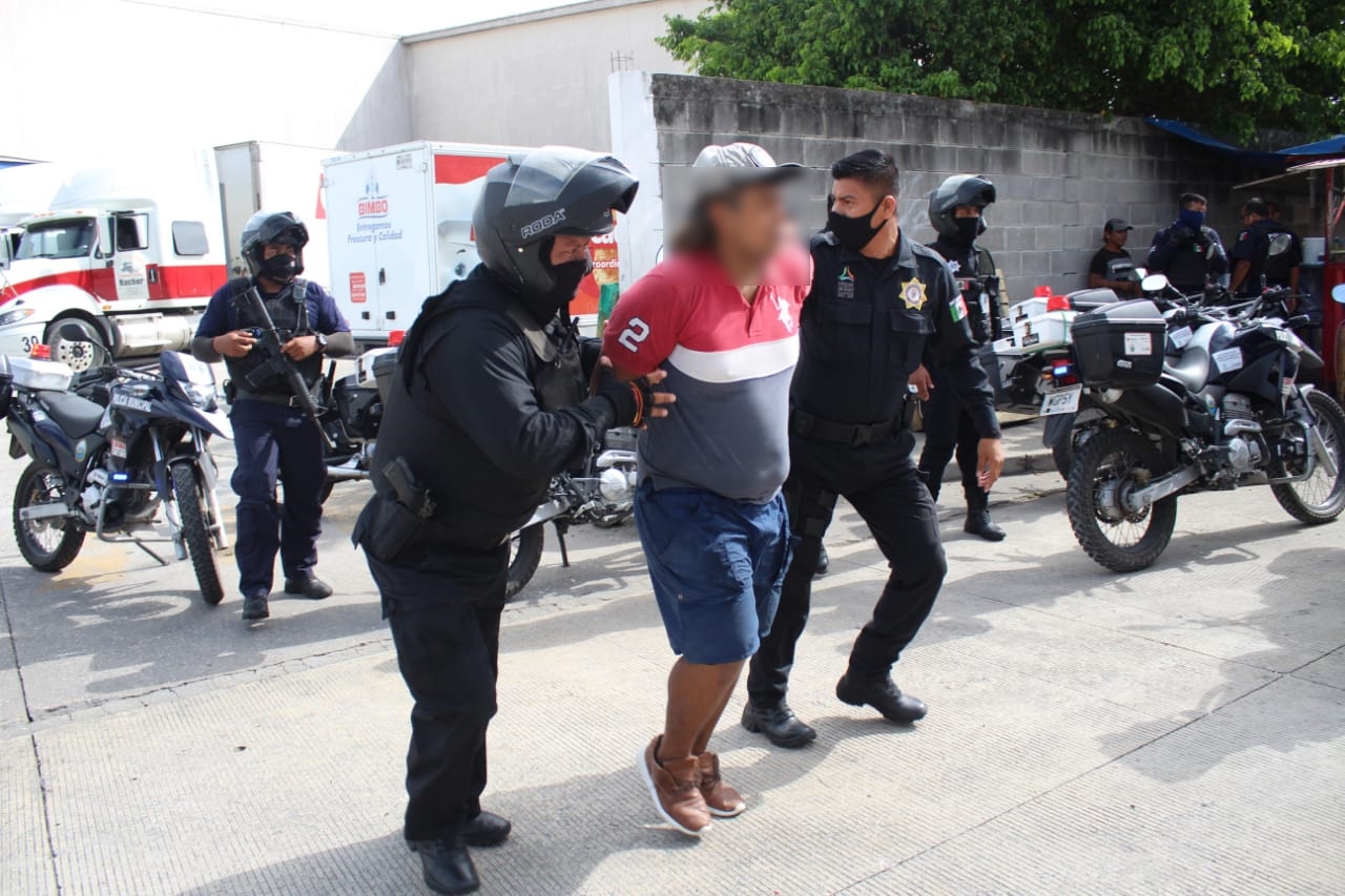 Atrapan a presuntos asaltantes tras una persecución en Ciudad del Carmen