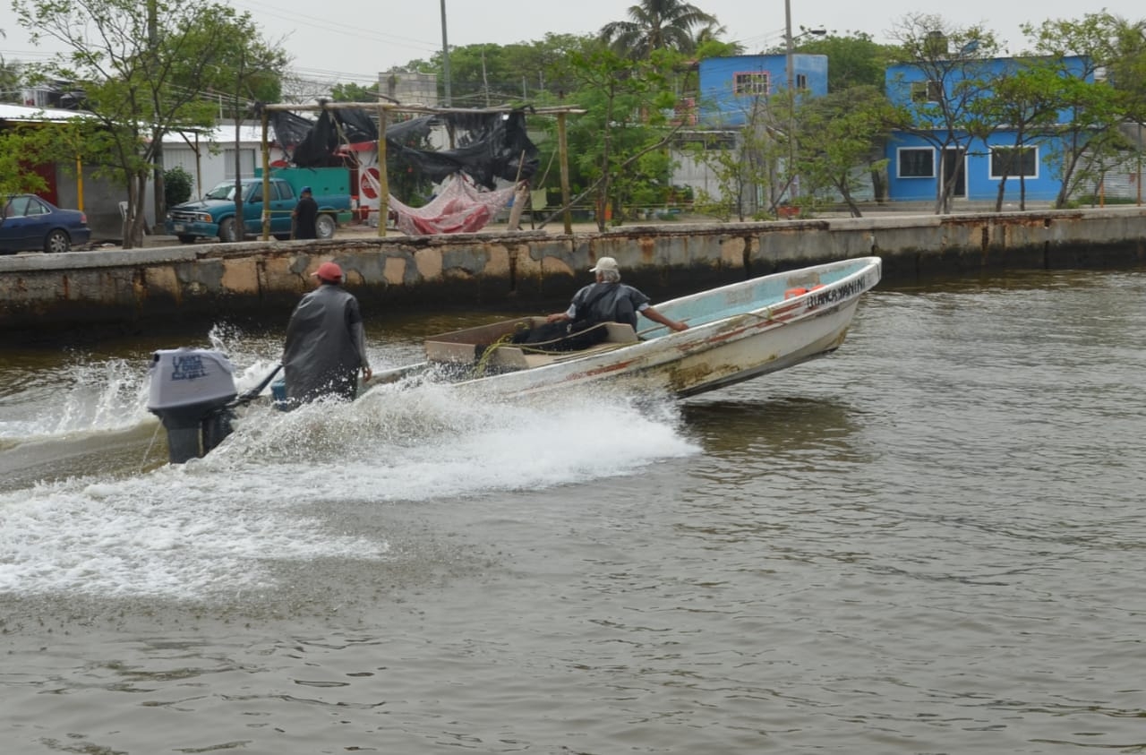 Pescadores solicitan seguro de gastos médicos