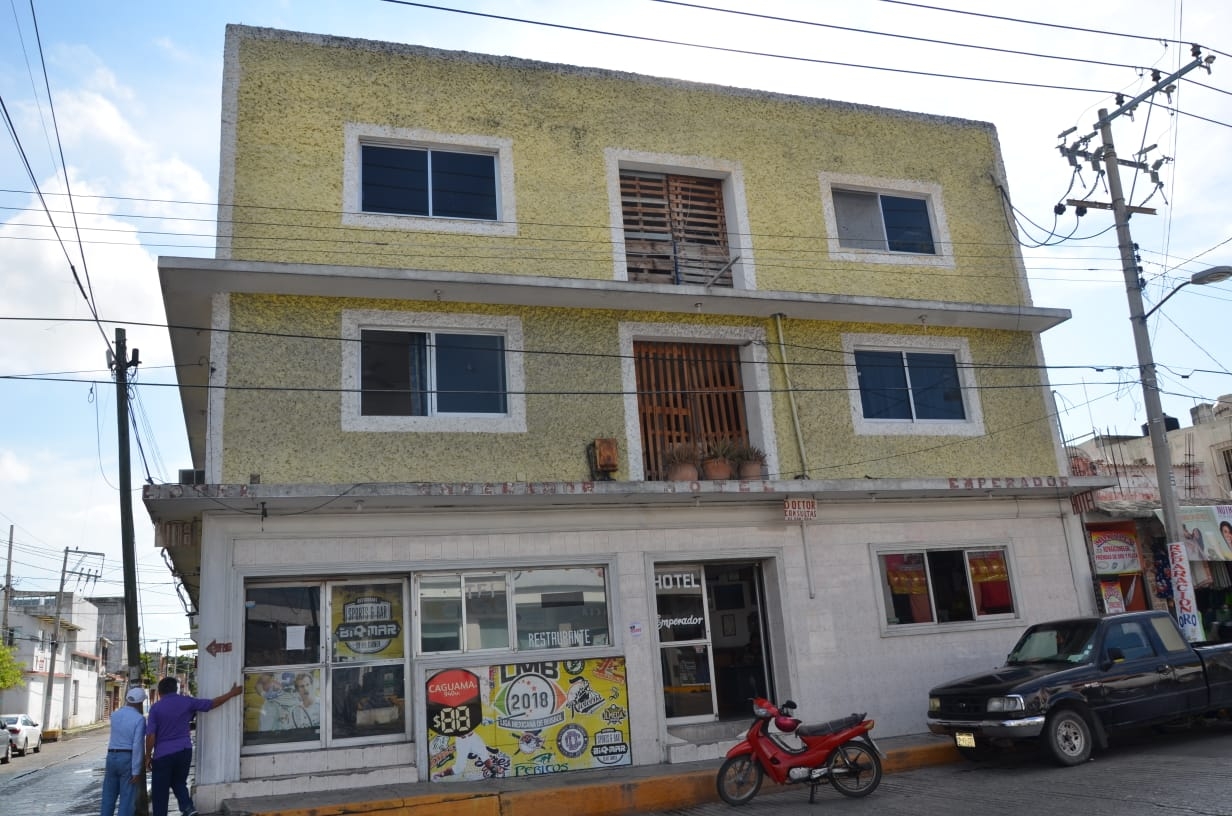 CFE cortó la luz a hotel de Ciudad del Carmen; ahora, su dueño argumenta arbitrariedad