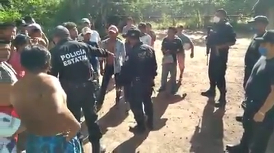 Desafían a la policía en Tizimín para jugar voleibol y embriagarse