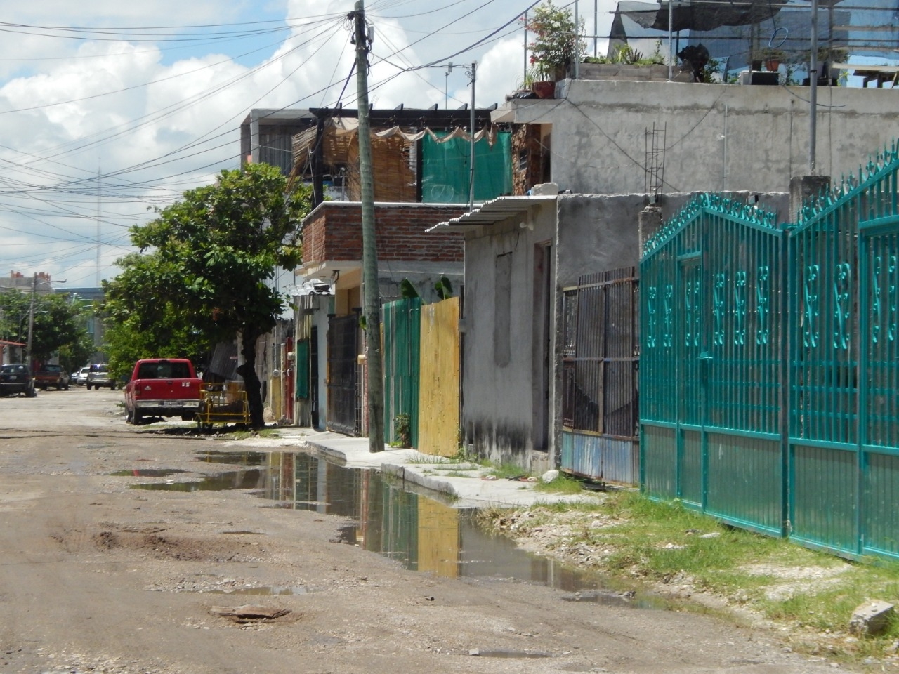 Falta de servicios públicos son causa de asaltos en la colonia Morelos; dicen vecinos