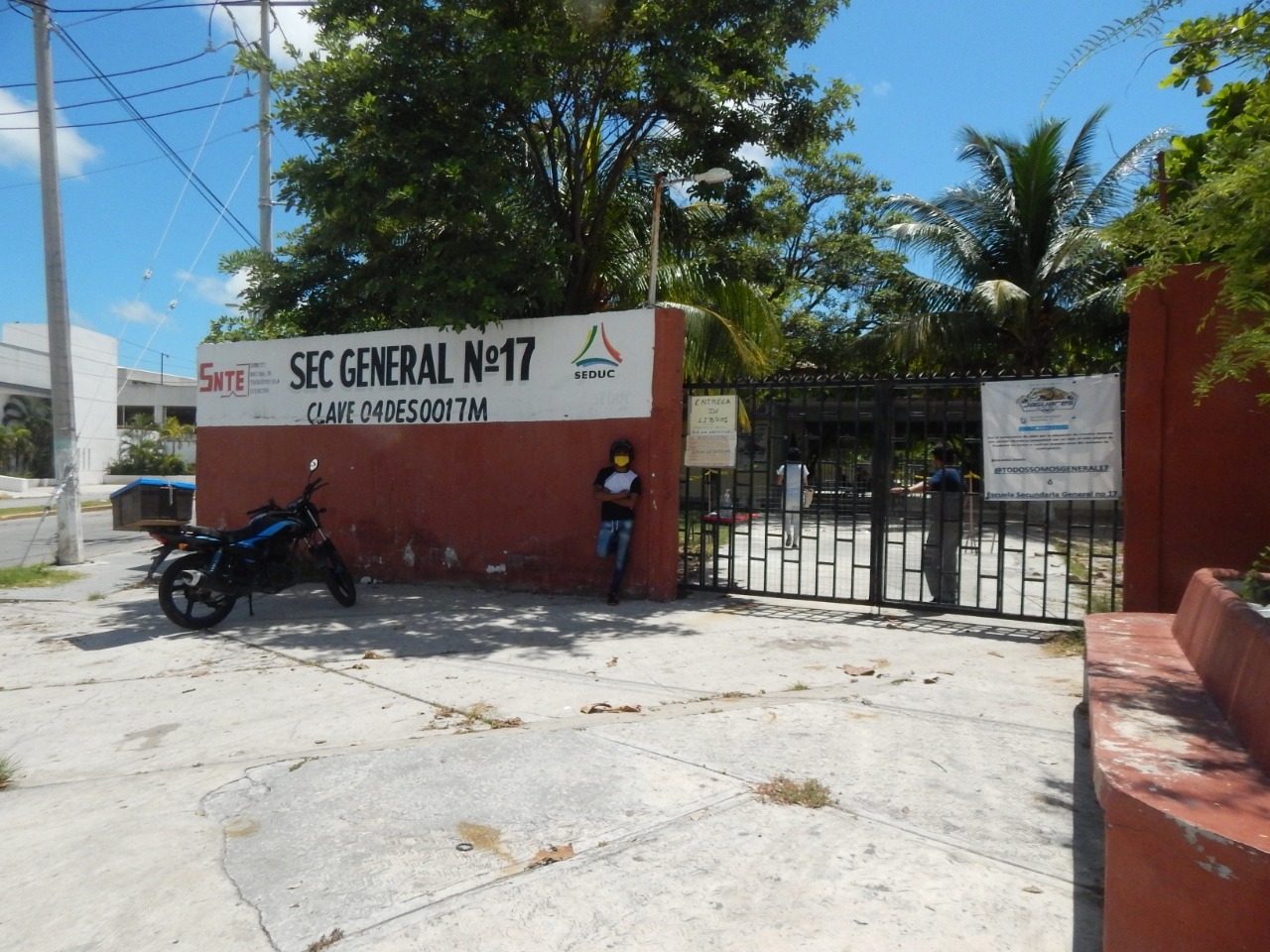 Remodelarán secundaria en Ciudad del Carmen tras 40 años de su construcción