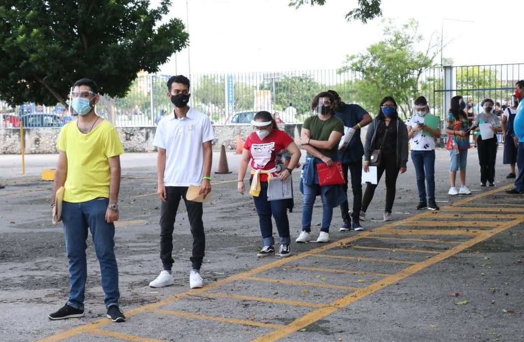 Más de 15 mil jóvenes buscan ingresar a una licenciatura en la UADY