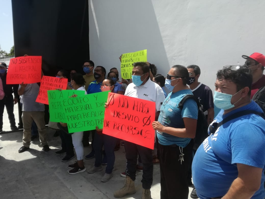 Policías ministeriales protestan en Cancún; piden un sueldo de 30 mil pesos