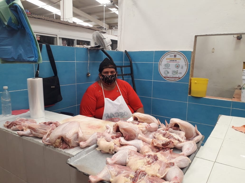 Disminuye 60% la venta de pollo en el mercado Morelos en Ciudad del Carmen