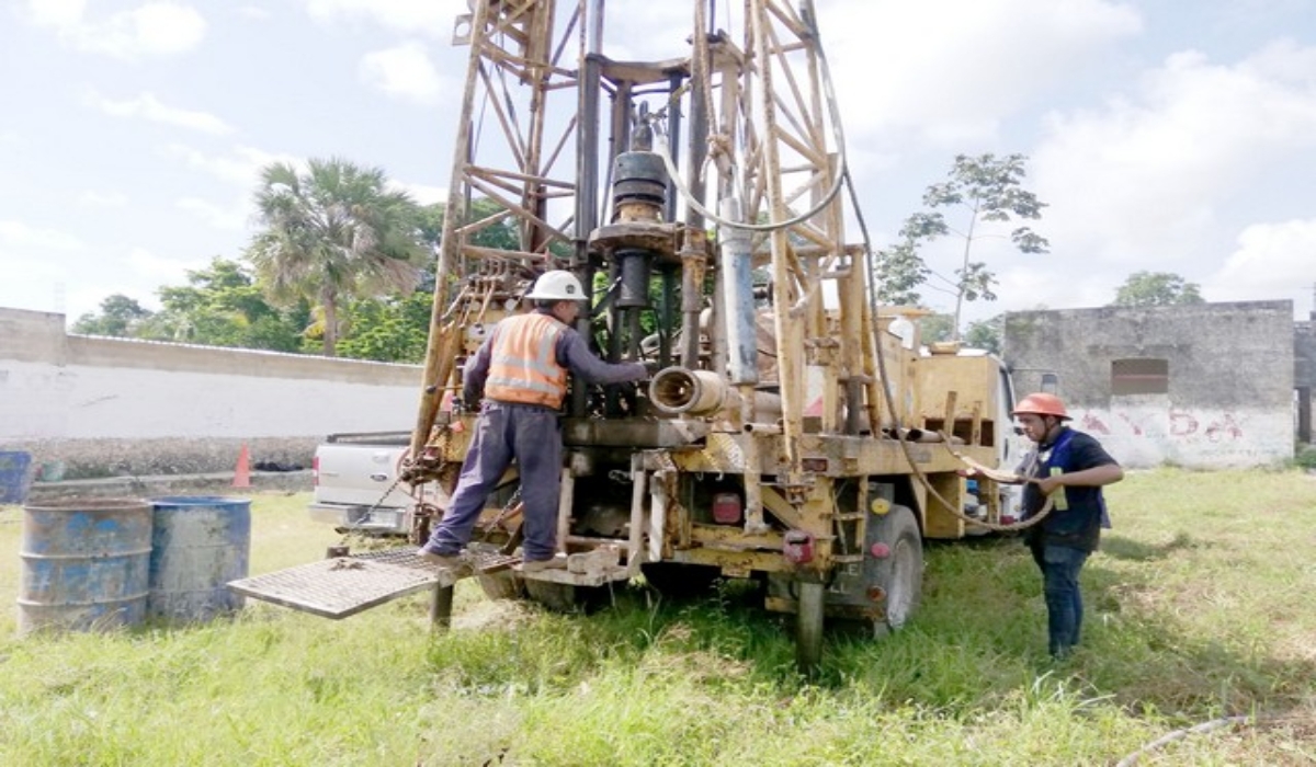 Inician trabajos de prospección de pozos para el Tren Maya en Dzitbalché