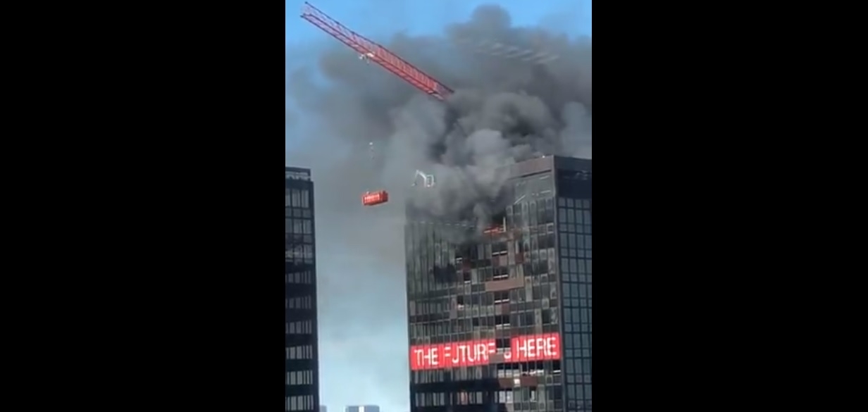 Reportan incendio en World Trade Center de Bruselas, Bélgica: VIDEO