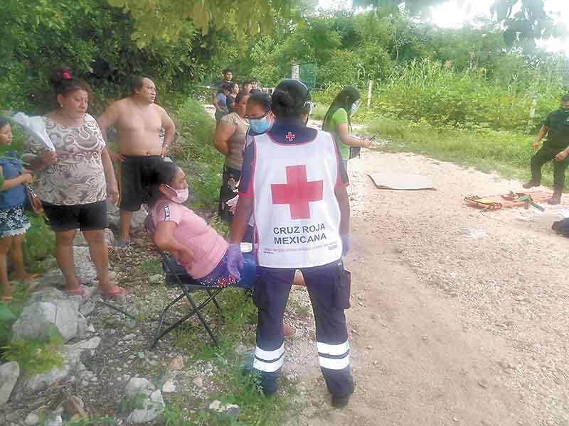 Camión repartidor atropella a motociclista en Valladolid; iba con su hijo