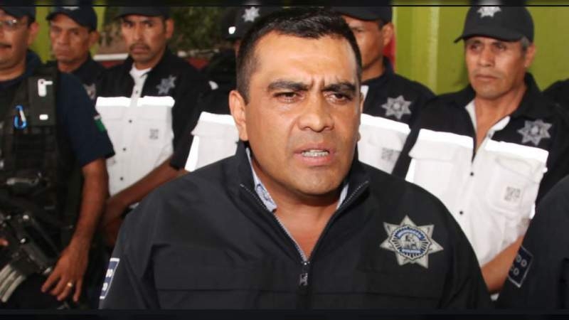 Carlos Gómez Arrieta, exdirector de policía, se entrega a FGR por caso Ayotzinapa