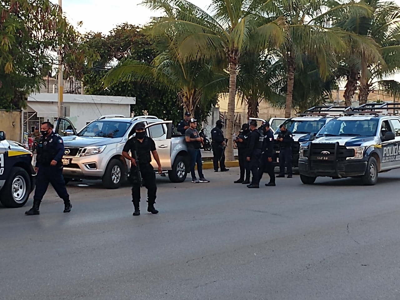 Denuncian presunto secuestro en la avenida Andrés Quintana Roo de Cancún