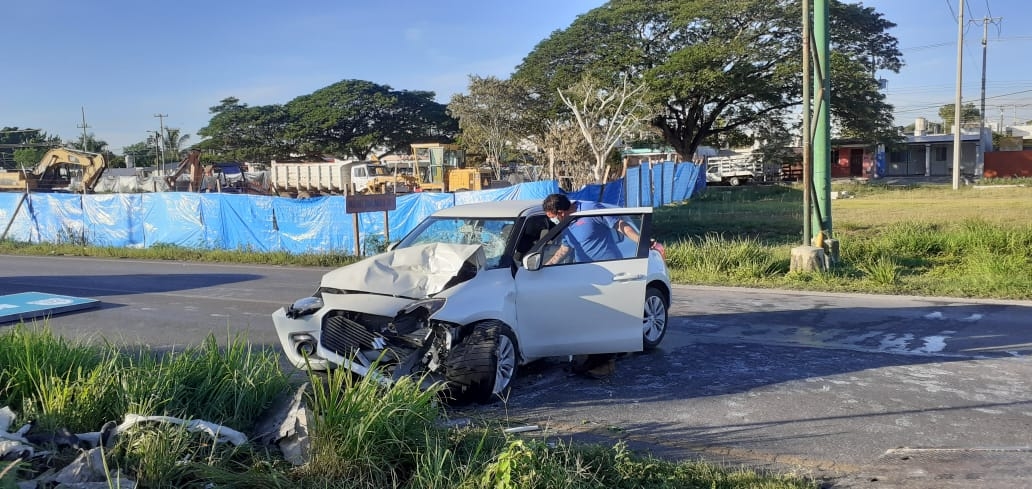 Brutal accidente se registró la mañana de este domingo en el kilómetro 25 del periferico Norte de Mérida.