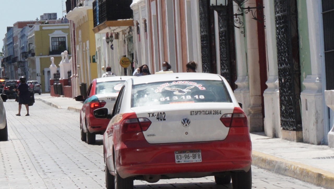 Habilitan más combis y camiones en Campeche