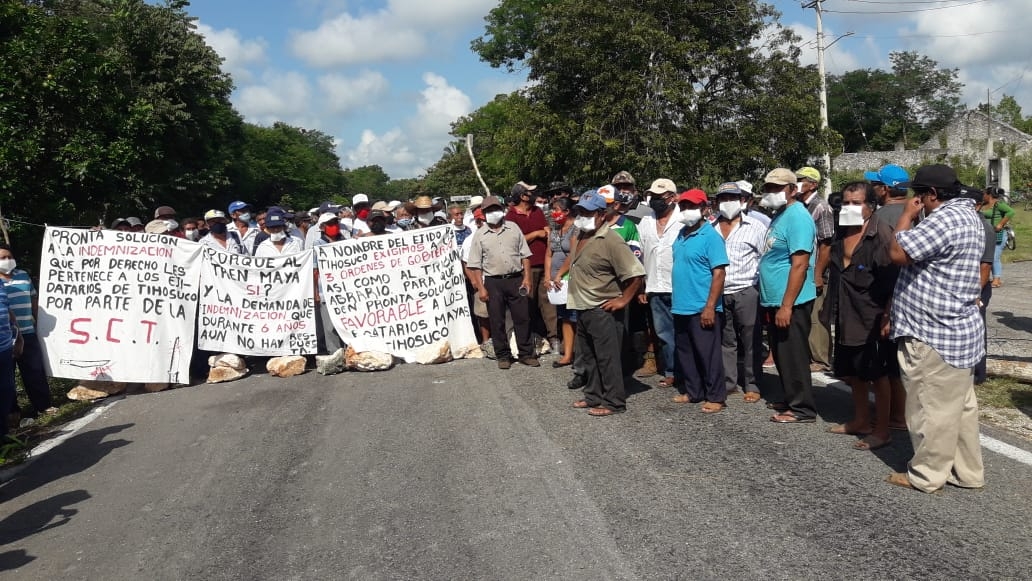 Ejidatarios de Tihosuco retoman bloqueo carretero; exigen 145 millones de pesos