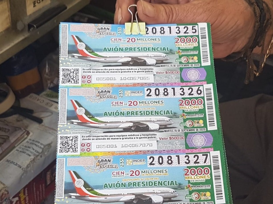 Indep ‘rebota’ cheque con el que se pagarían los premios de la rifa del avión presidencial