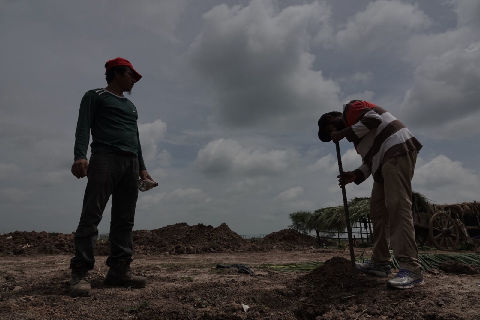 Casi 100 cadáveres fueron encontrados en fosas clandestinas de Guanajuato