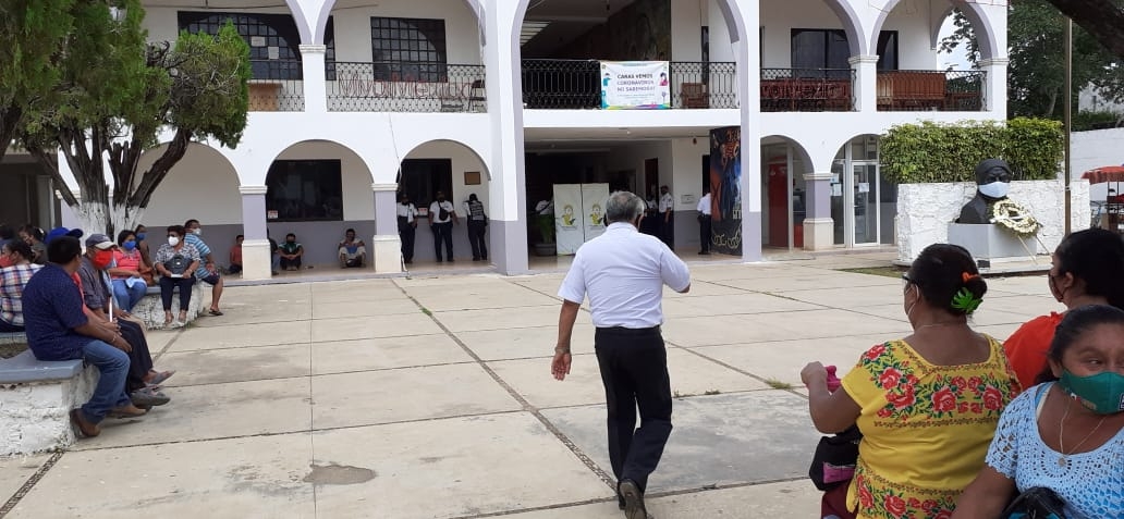 Protestan trabajadores del Ayuntamiento de José María Morelos