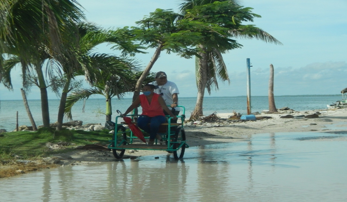 Habitantes del Arroyo de los Franceses denuncian falta de servicios en Ciudad del Carmen