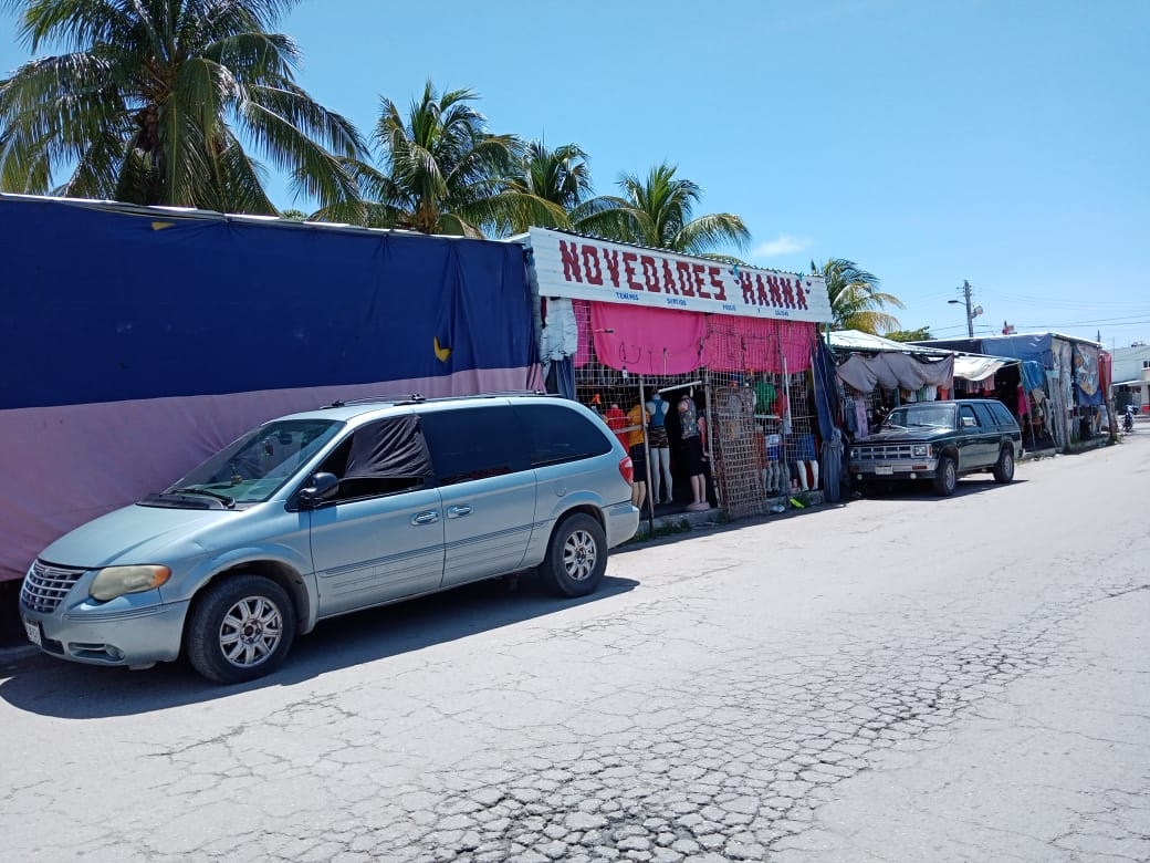 Cancelación de fiestas patrias golpea a tianguistas en Ciudad del Carmen