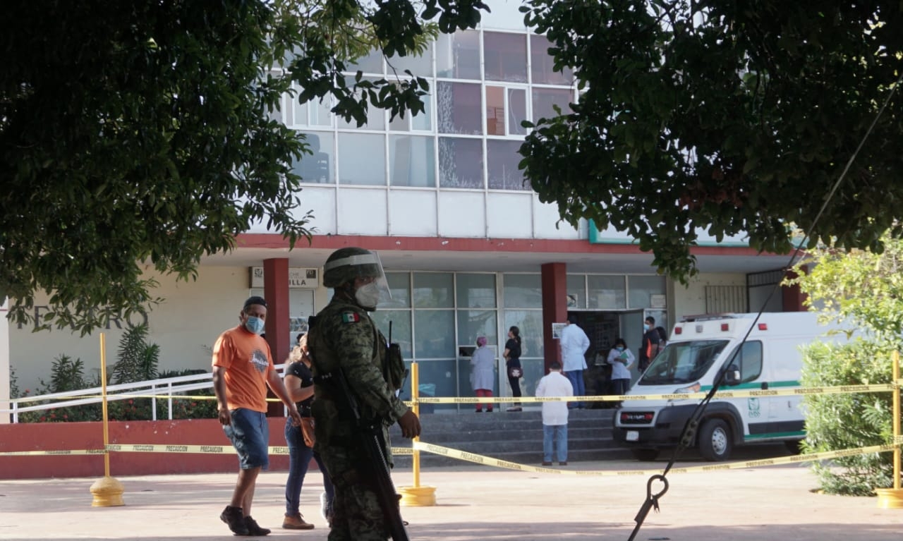 Vacunación anti COVID-19 sigue en hospitales de Campeche