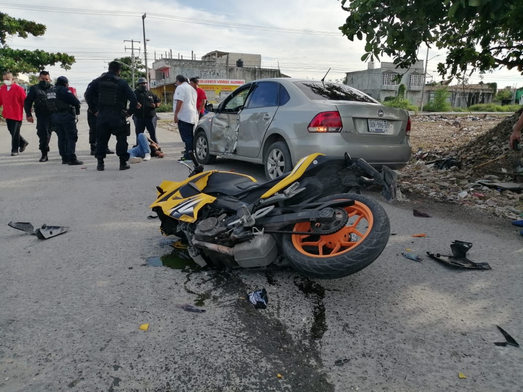 El motociclista se dirigía a su trabajo, al parecer a exceso de velocidad