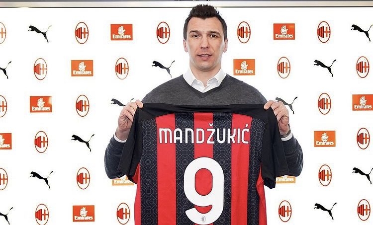 Mario Mandžukić nuevo jugador del AC Milan