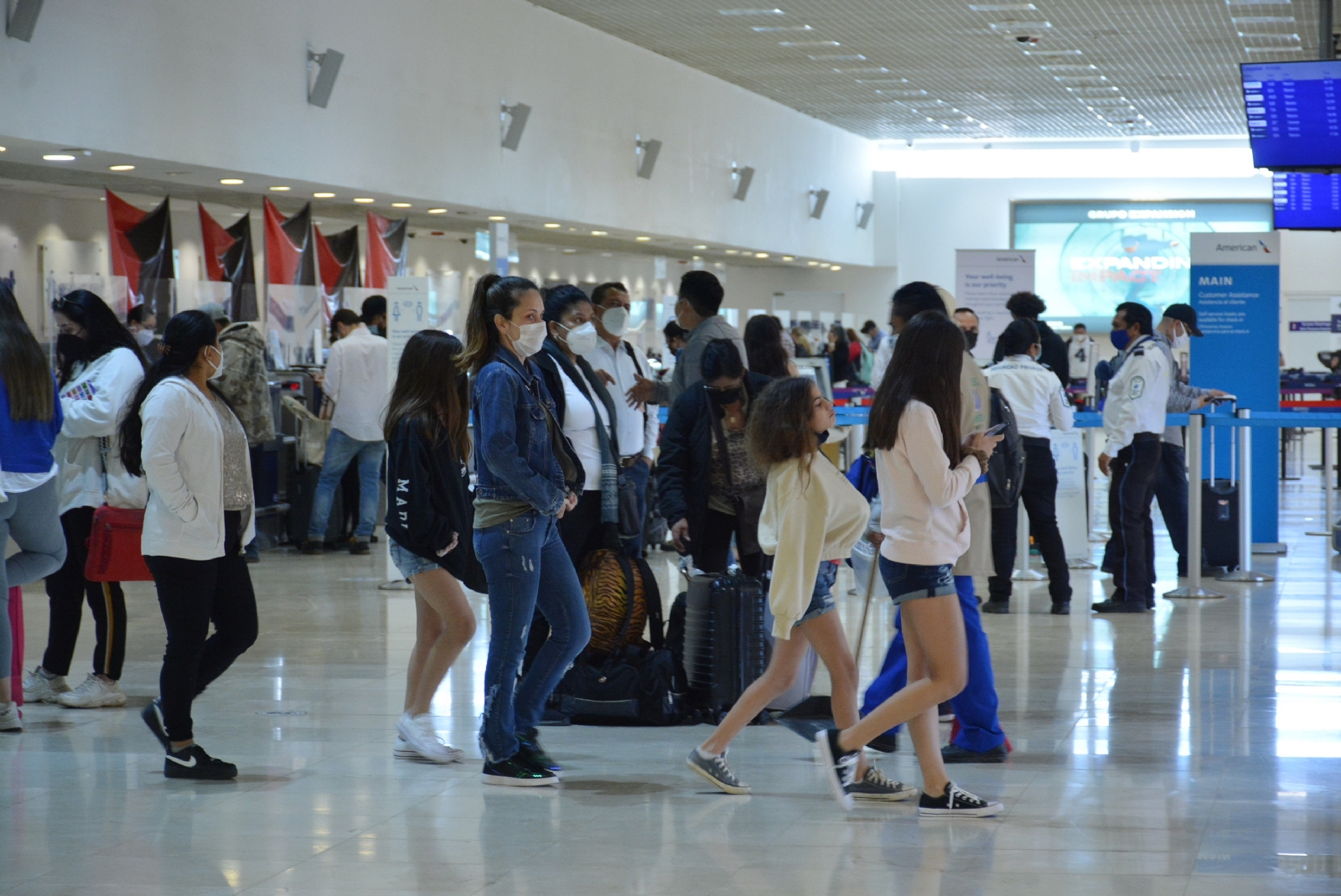 Aerolíneas dejan sin protección a viajeros que van a EU en Mérida