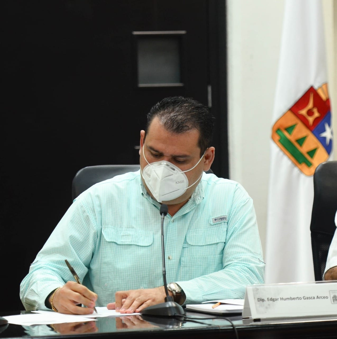 Autoridades de Quintana Roo buscan comprar vacuna contra COVID-19