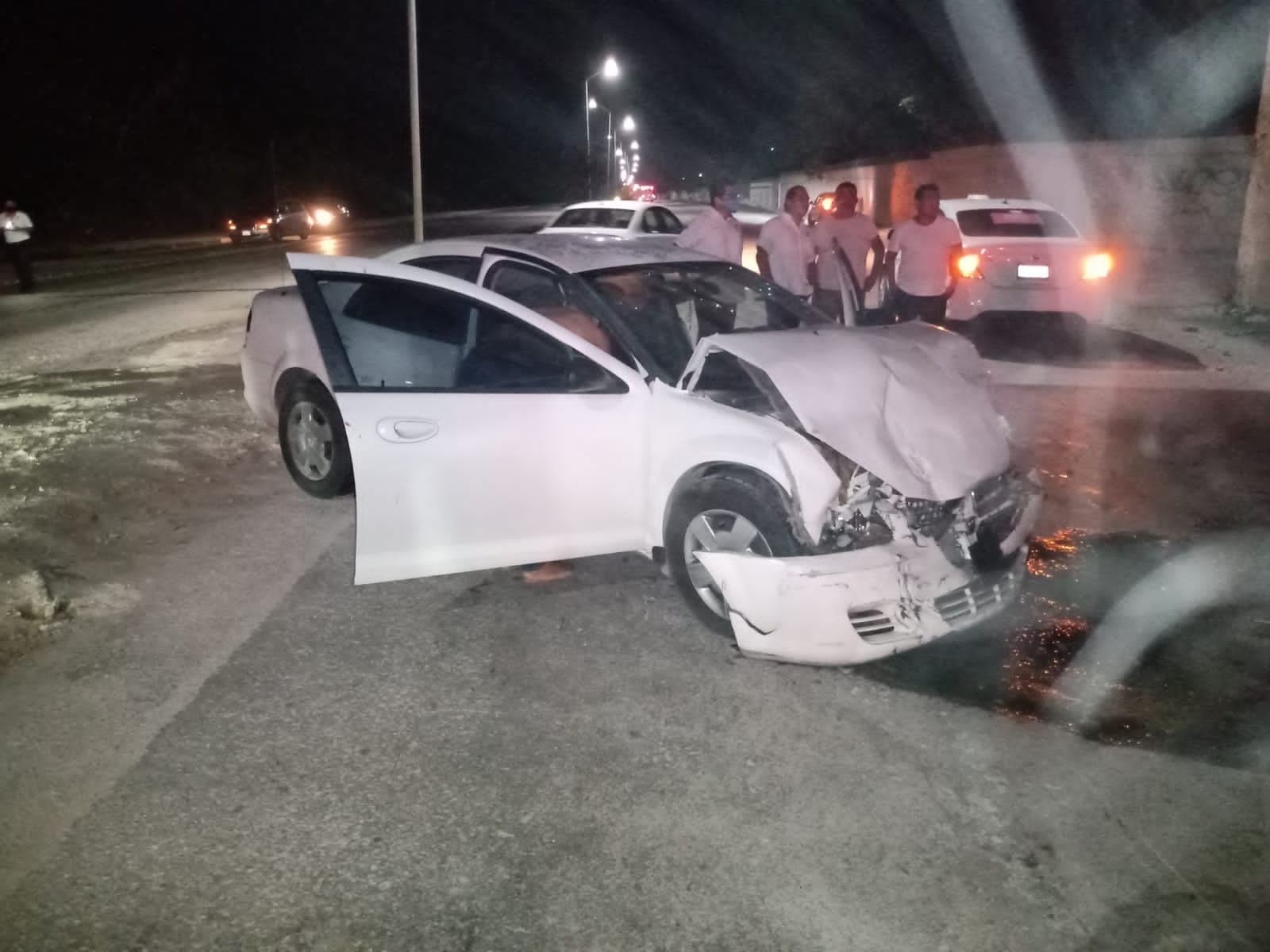 EL auto quedó seriamente dañado